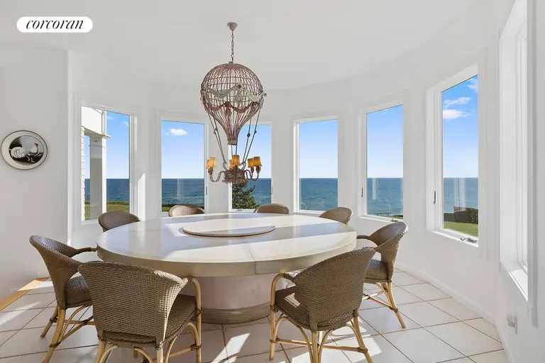 The Hamptons Real Estate | View 390 Old Montauk Highway | breakfast nook | View 9