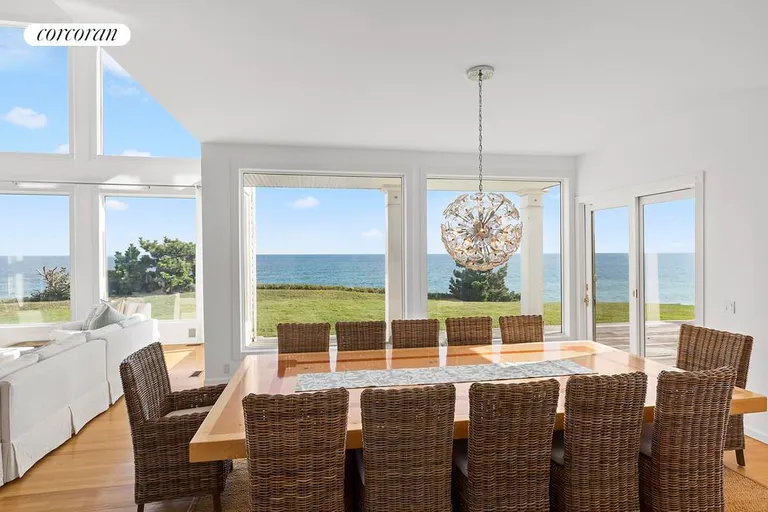 The Hamptons Real Estate | View 390 Old Montauk Highway | room 23 | View 24