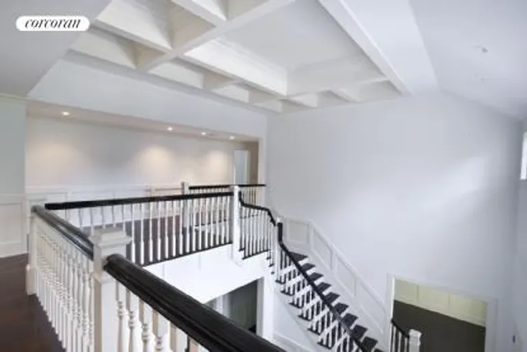 New York City Real Estate | View  | 2nd floor landing | View 14