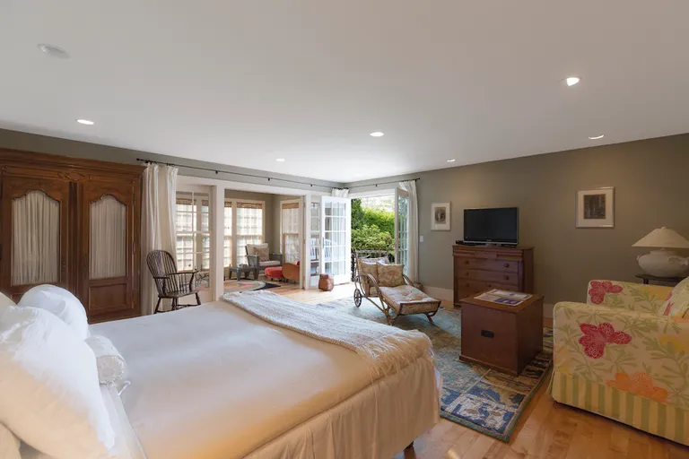 New York City Real Estate | View  | Upstairs bedroom is ensuite | View 10