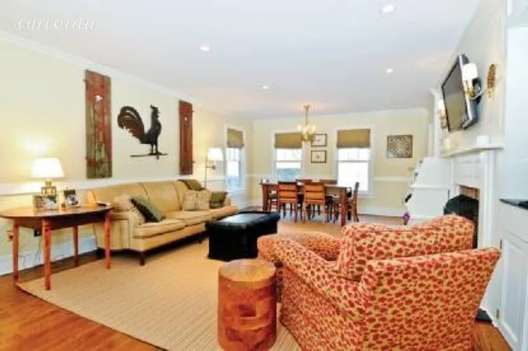 New York City Real Estate | View 388 Ocean Rd | Kitchen Gathering Room | View 4