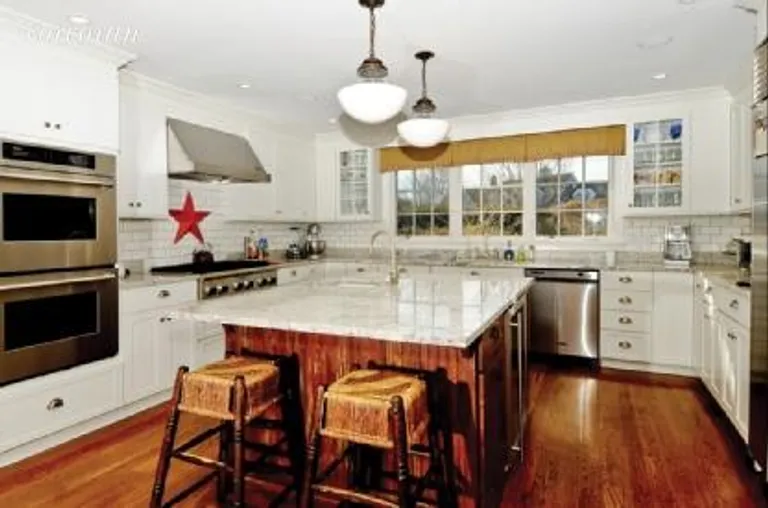 New York City Real Estate | View 388 Ocean Rd | Kitchen | View 5