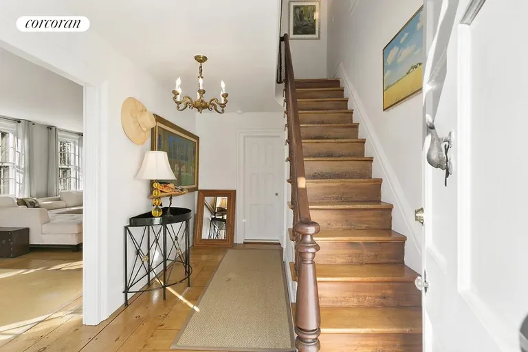 New York City Real Estate | View  | Entrance foyer | View 10