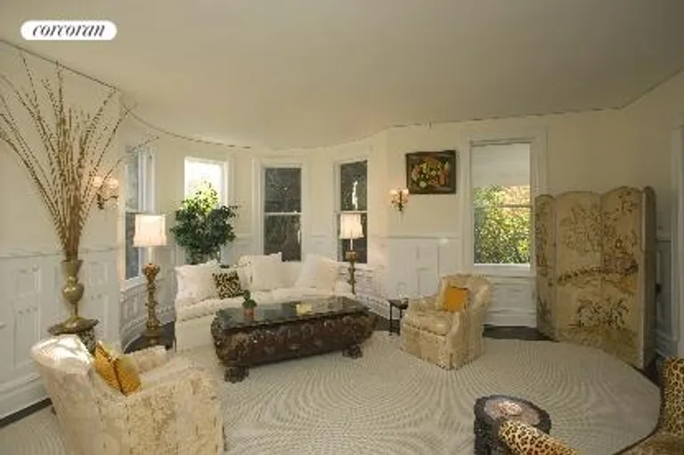 New York City Real Estate | View  | Beautiful Living room | View 3