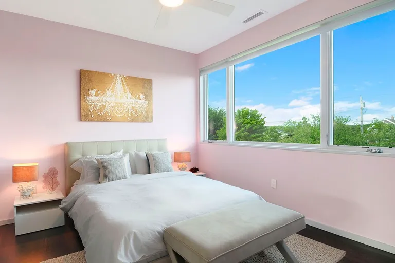 New York City Real Estate | View  | guest bedroom | View 9