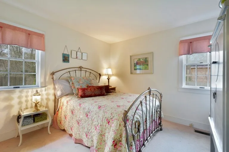 New York City Real Estate | View 29 Harbor Blvd | Master Bedroom | View 5
