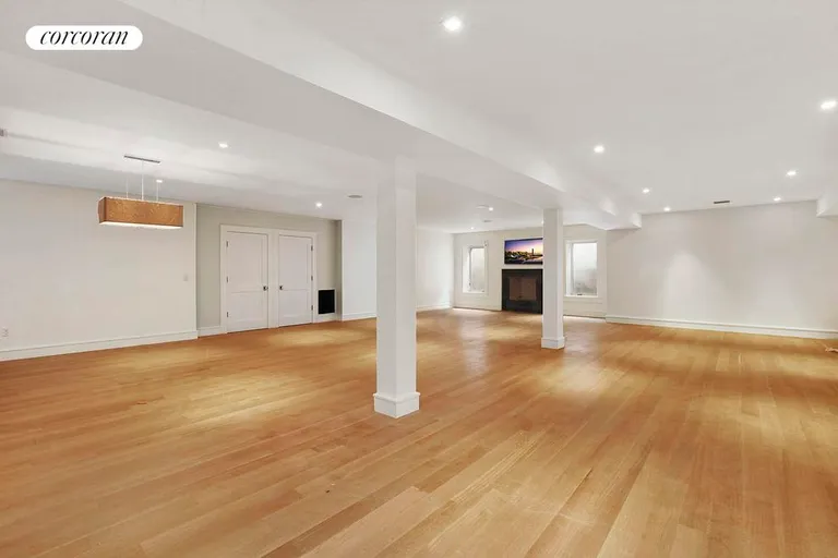 New York City Real Estate | View  | lower level | View 17