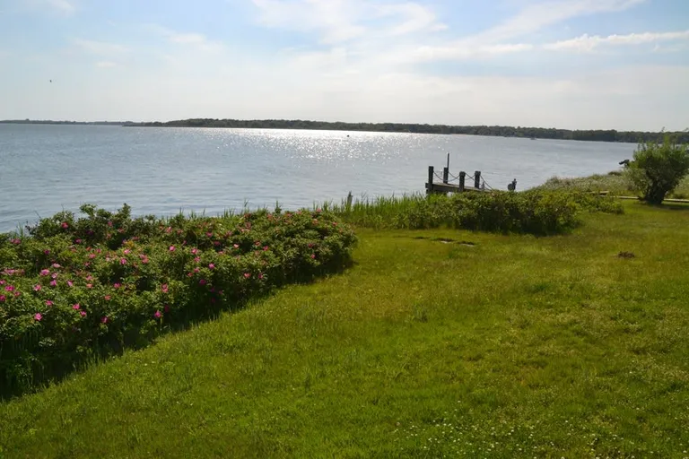 New York City Real Estate | View 46 Basket  Neck Lane | 1.43 Acres on the Bay | View 5