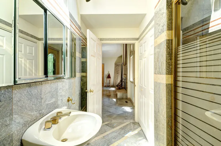 New York City Real Estate | View  | guest bathroom | View 10