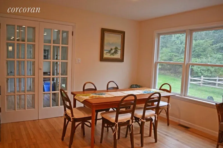 New York City Real Estate | View 19 Petticoat Ln | Dining Area | View 4