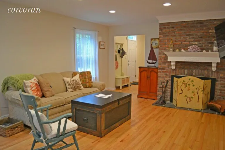 New York City Real Estate | View 19 Petticoat Ln | Living Room | View 6