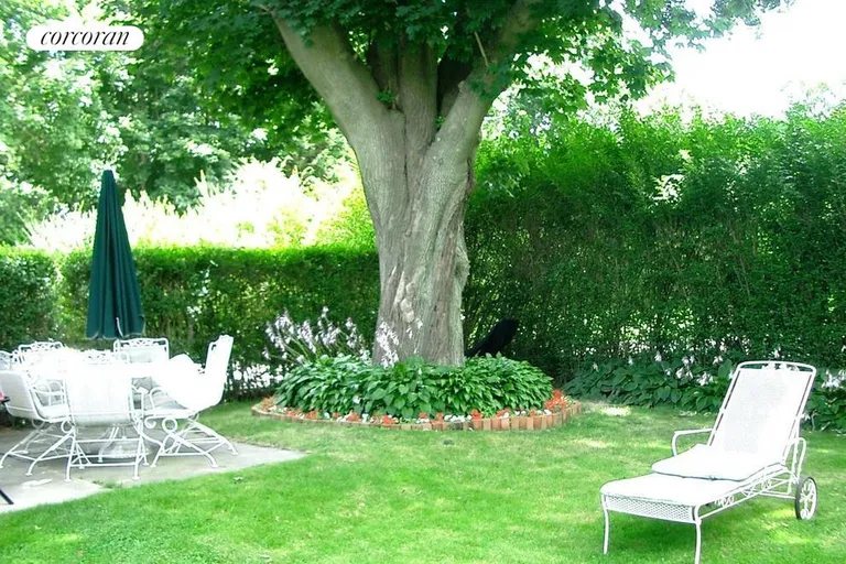New York City Real Estate | View  | BUCOLIC LOUNGING | View 2