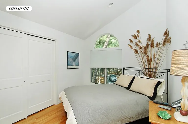 New York City Real Estate | View 36 Bull Path | Guest Bedroom | View 12