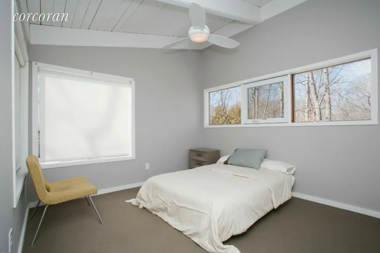 New York City Real Estate | View 7 Peconic Hills Dr | MASTER BEDROOM | View 18