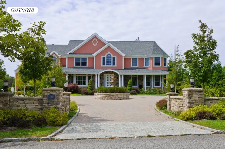 New York City Real Estate | View 101 Parrish Pond Court East | 6 Beds, 5 Baths | View 1