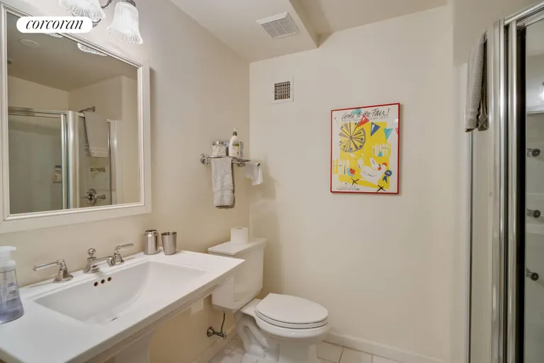 New York City Real Estate | View 70 W Gate Road | room 19 | View 20