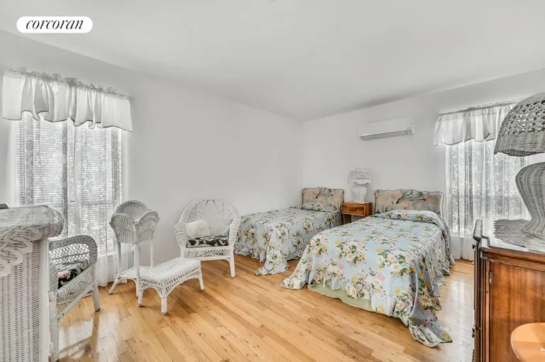 New York City Real Estate | View 813 Sagg Road | room 15 | View 16