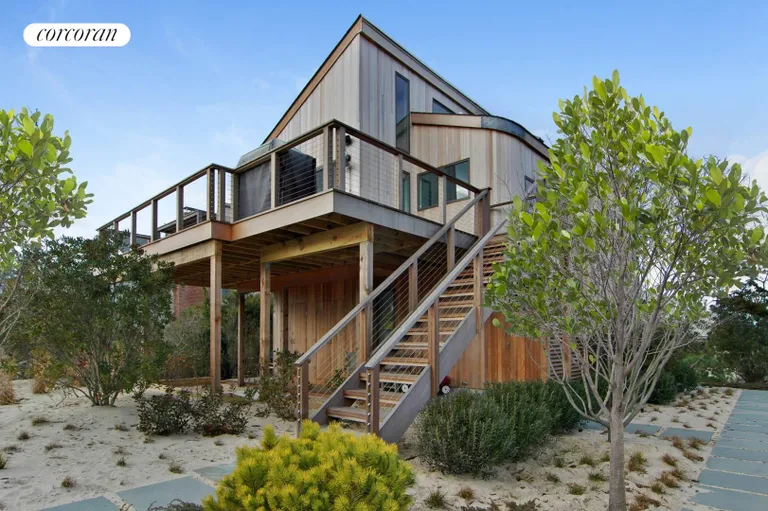 The Hamptons Real Estate | View 55 Shore Road | 4 Beds, 2 Baths | View 1