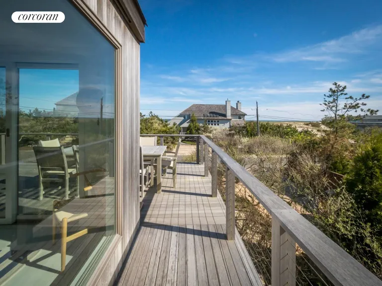 The Hamptons Real Estate | View 55 Shore Road | room 14 | View 15
