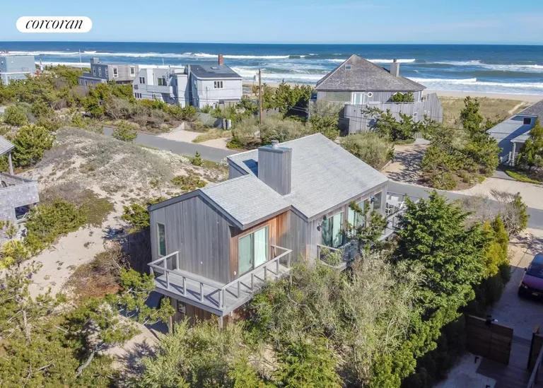 The Hamptons Real Estate | View 55 Shore Road | room 16 | View 17