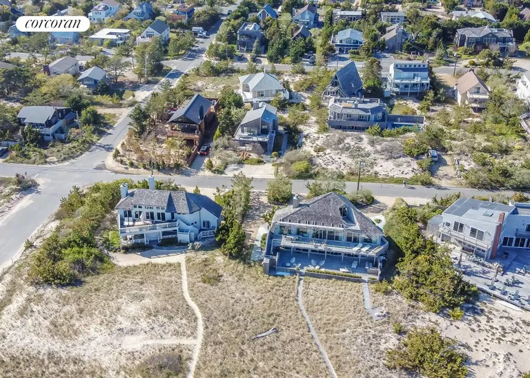The Hamptons Real Estate | View 55 Shore Road | room 17 | View 18