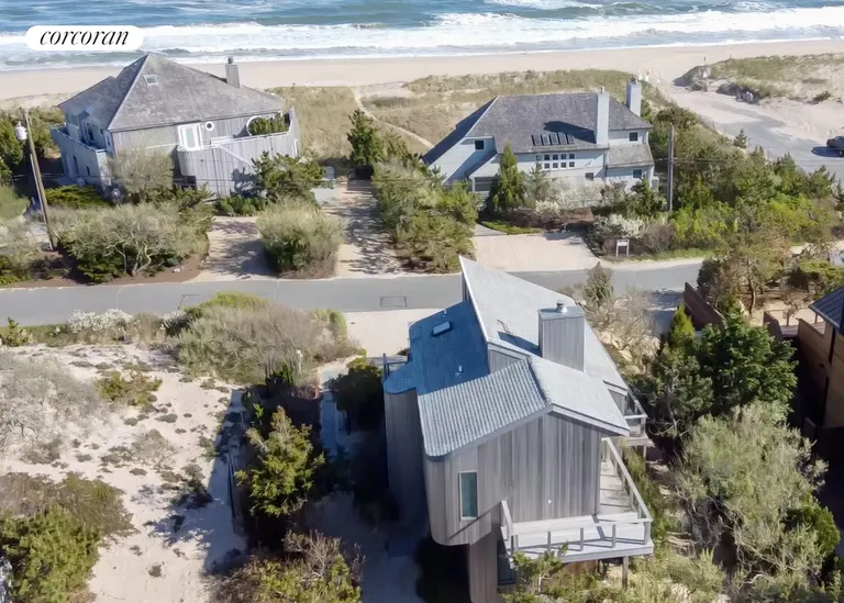 The Hamptons Real Estate | View 55 Shore Road | room 18 | View 19