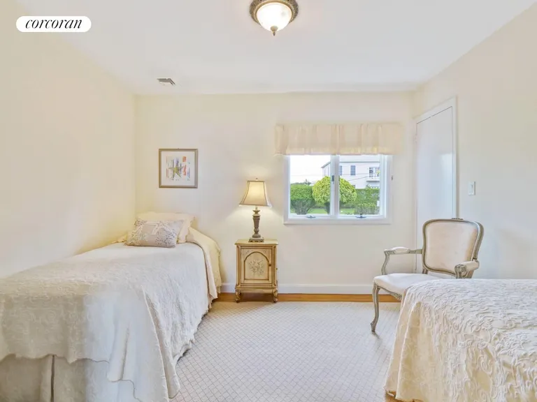 New York City Real Estate | View 46 Little Neck Road | room 19 | View 20