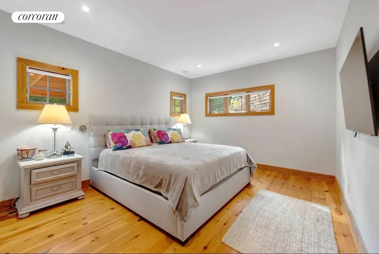 New York City Real Estate | View 12 Yew Street | room 5 | View 6