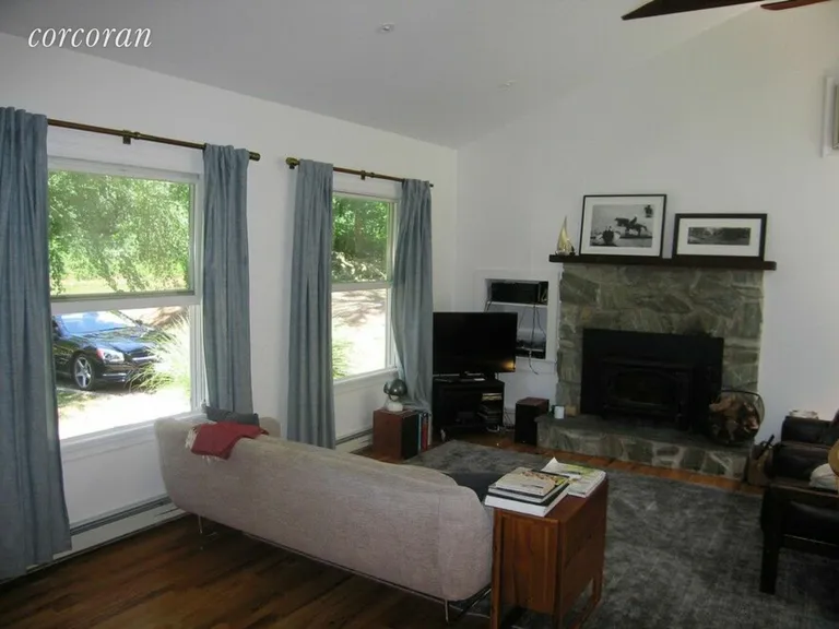New York City Real Estate | View 2 Valley Rd | Living Room | View 2