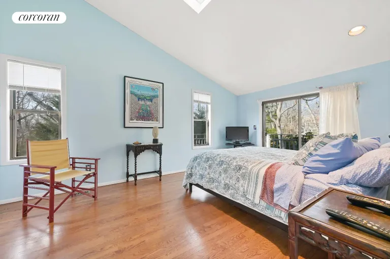 New York City Real Estate | View 11 Harbor Blvd | Master Bedroom | View 12