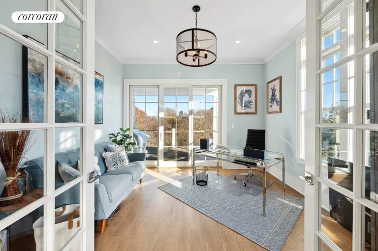 New York City Real Estate | View 21 North Farragut Road | room 7 | View 8