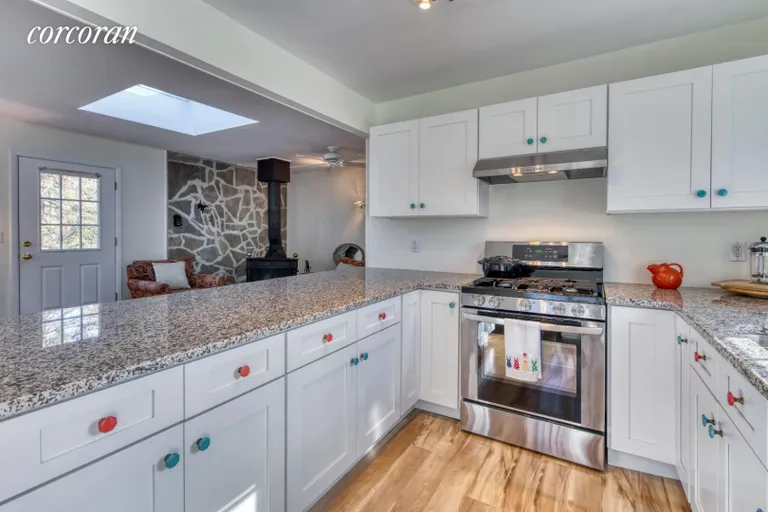 New York City Real Estate | View 30 Sandra Road | Stainless Steel appliances | View 9