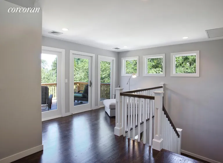 New York City Real Estate | View 38 Clearview Drive | 2nd floor landing | View 12