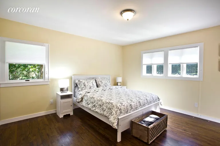 New York City Real Estate | View 38 Clearview Drive | guest bedroom | View 16