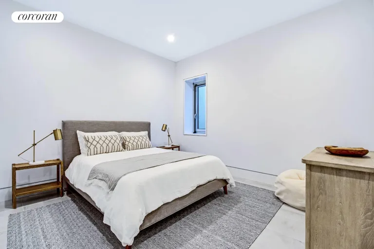 New York City Real Estate | View 12 Cornell Road | room 19 | View 20