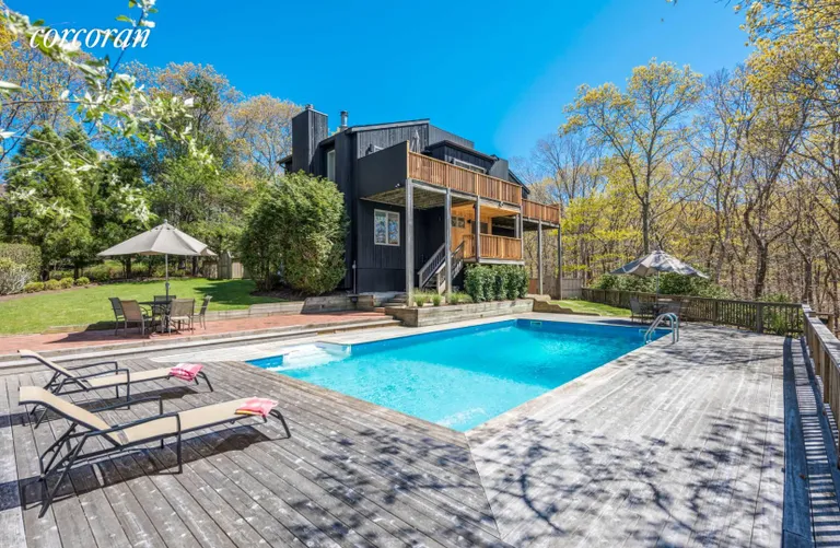 New York City Real Estate | View 55 Old Trail Road | 4 Beds, 3.5 Baths | View 1