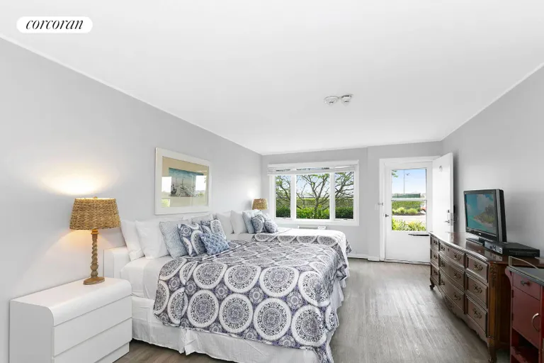 New York City Real Estate | View 231 Dune Road, Unit 603 | room 9 | View 10