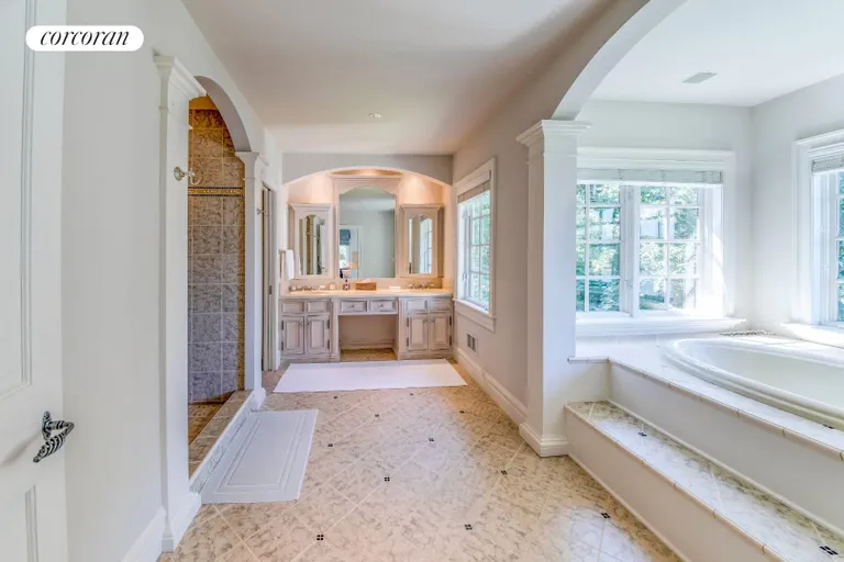 New York City Real Estate | View 28 Ezekills Hollow | Owner's bath | View 19