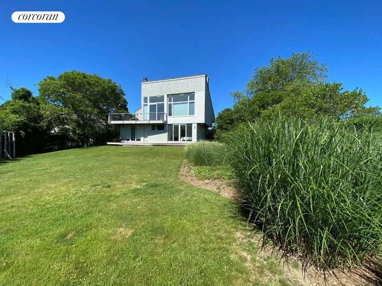 New York City Real Estate | View 22 Lakeside Court | generous lawn and privacy | View 8