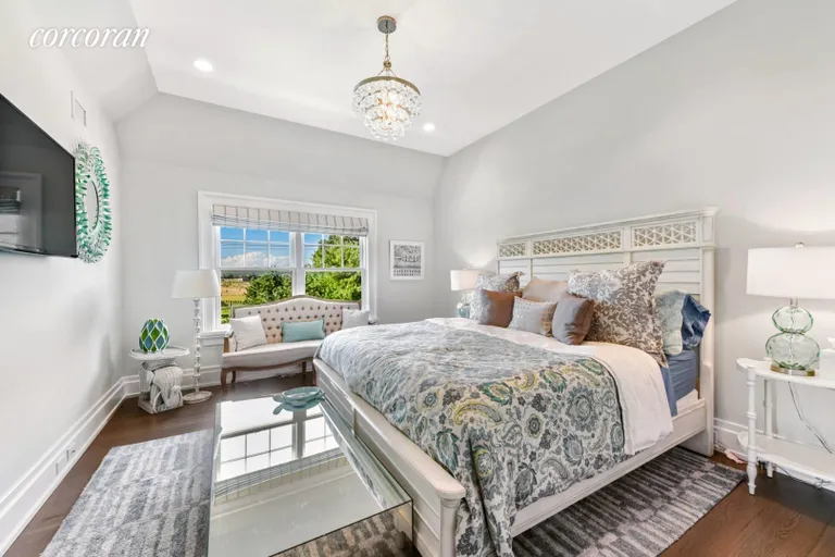 New York City Real Estate | View 1109 Head of Pond Road | Bed 5 Ensuite | View 20