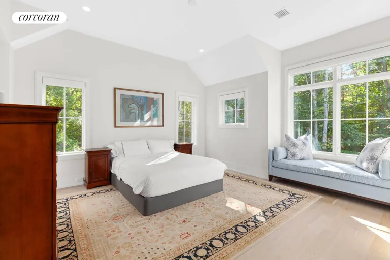 New York City Real Estate | View 8 North Haven Way | Guest bedroom | View 14