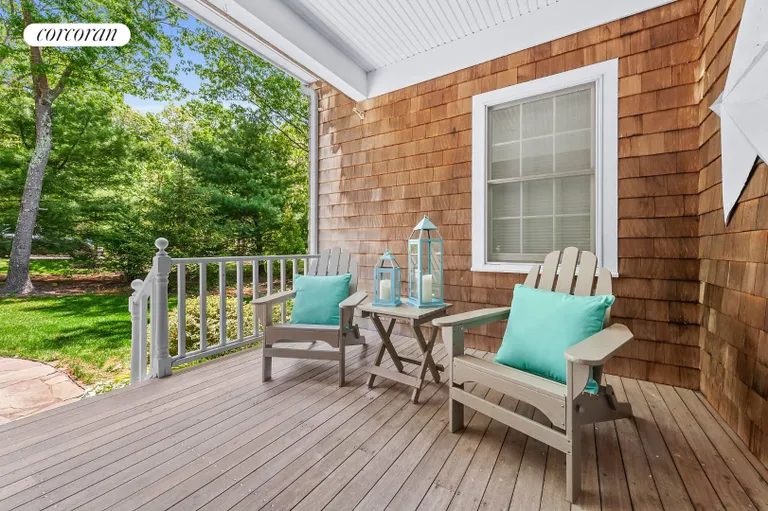 New York City Real Estate | View 21 Cove Neck Lane | Covered front porch to relax! | View 5