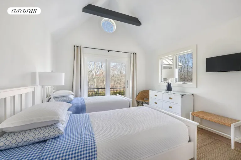 New York City Real Estate | View 184 Big Fresh Pond Road | room 19 | View 20