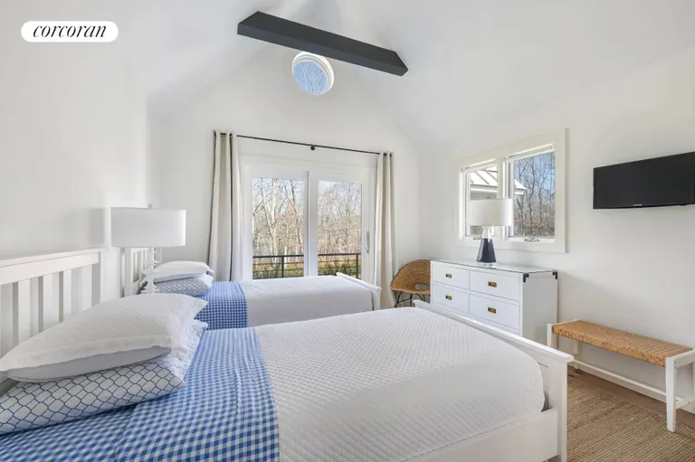 New York City Real Estate | View 184 Big Fresh Pond Road | room 26 | View 27