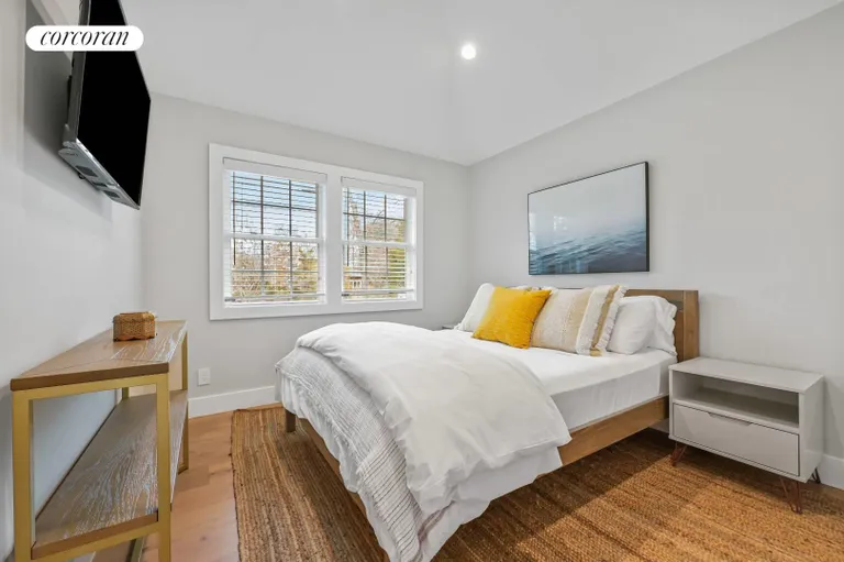 New York City Real Estate | View 22 Sandra Road | Guest room | View 11