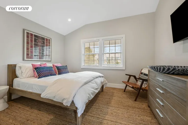 New York City Real Estate | View 22 Sandra Road | Guest room | View 12