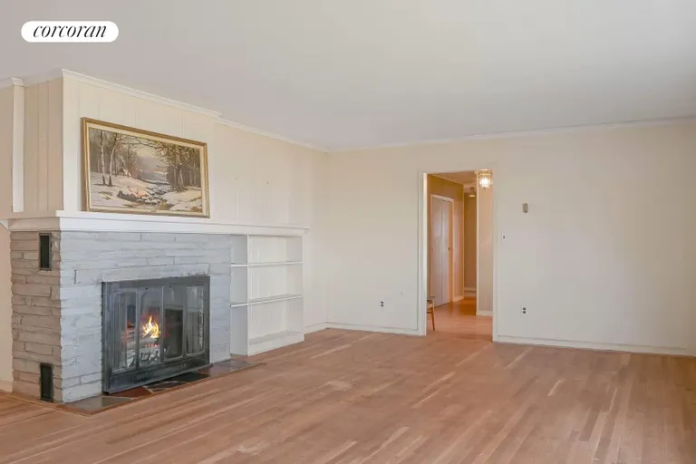 New York City Real Estate | View 41 Tuthill Point Road | room 7 | View 8