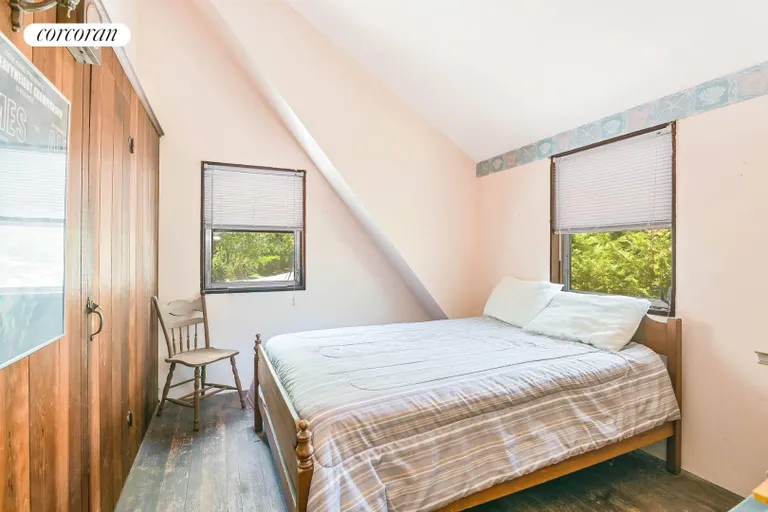 New York City Real Estate | View 19 Bay Drive | Bedroom 4 | View 19