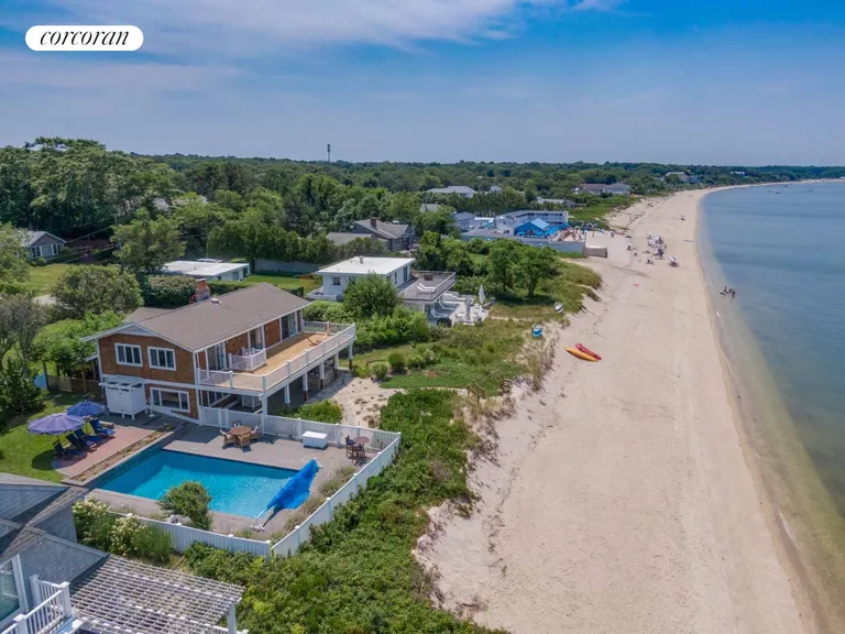 New York City Real Estate | View 18 Peconic Crescent | 4 Beds, 3 Baths | View 1