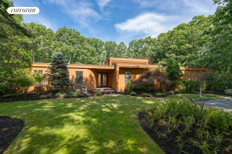 New York City Real Estate | View 62 Woodland Drive | 3 Beds, 3 Baths | View 1